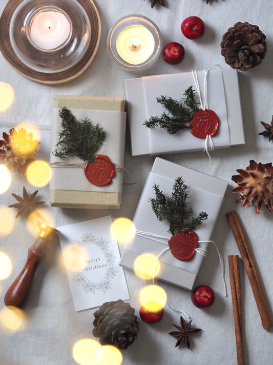 クリスマスシーズンのラッピング