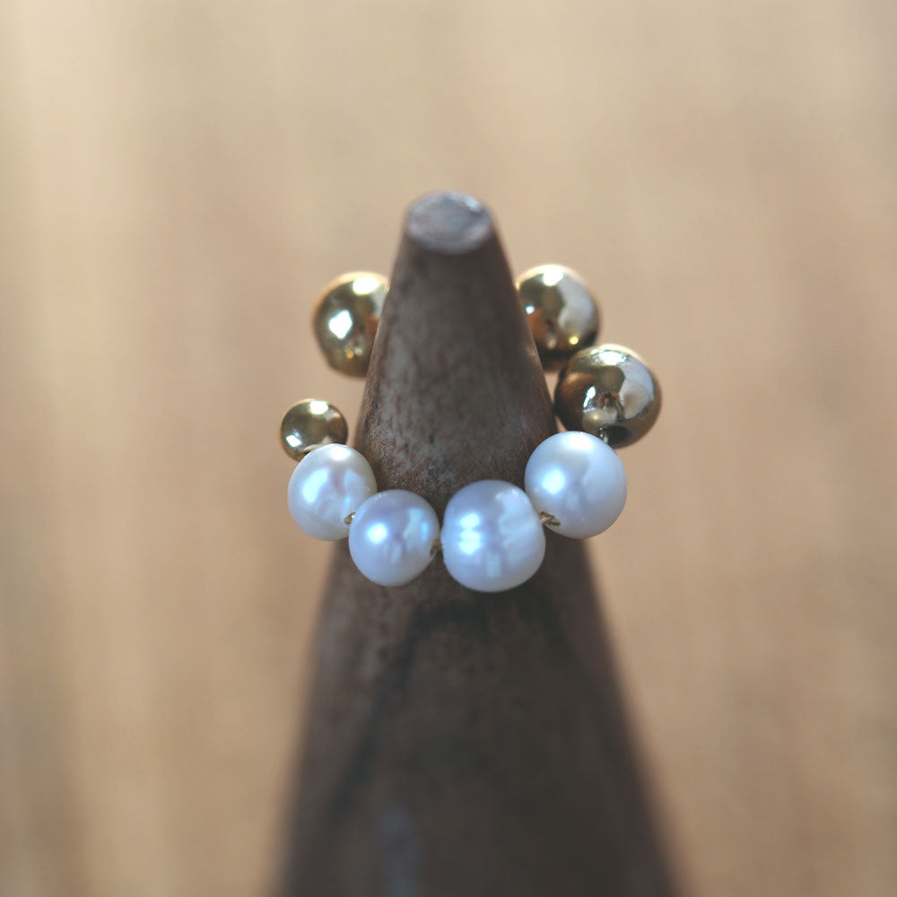 Natural stone Sazare crystal ear cuff | April birthstone