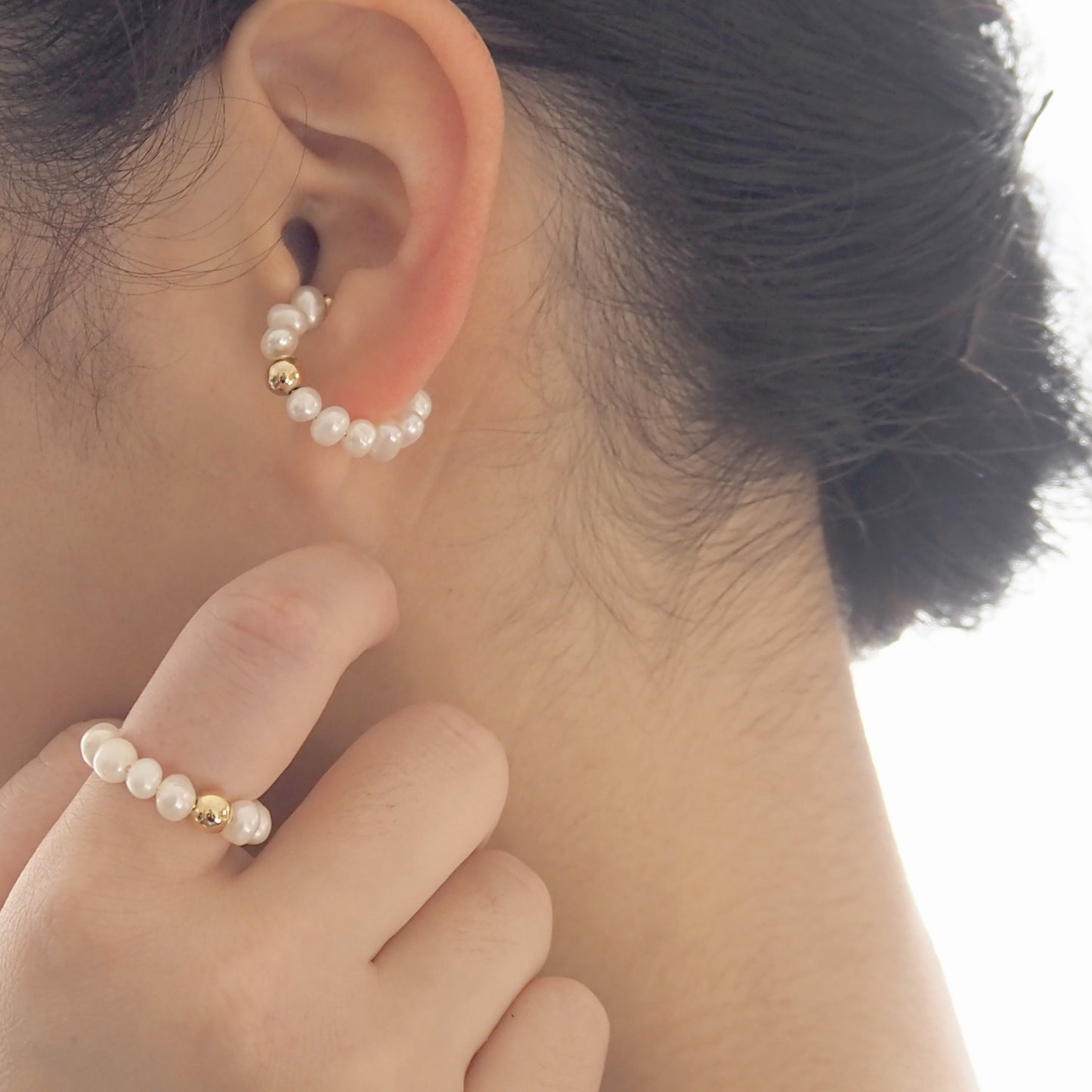 Natural stone Sazare crystal ear cuff | April birthstone