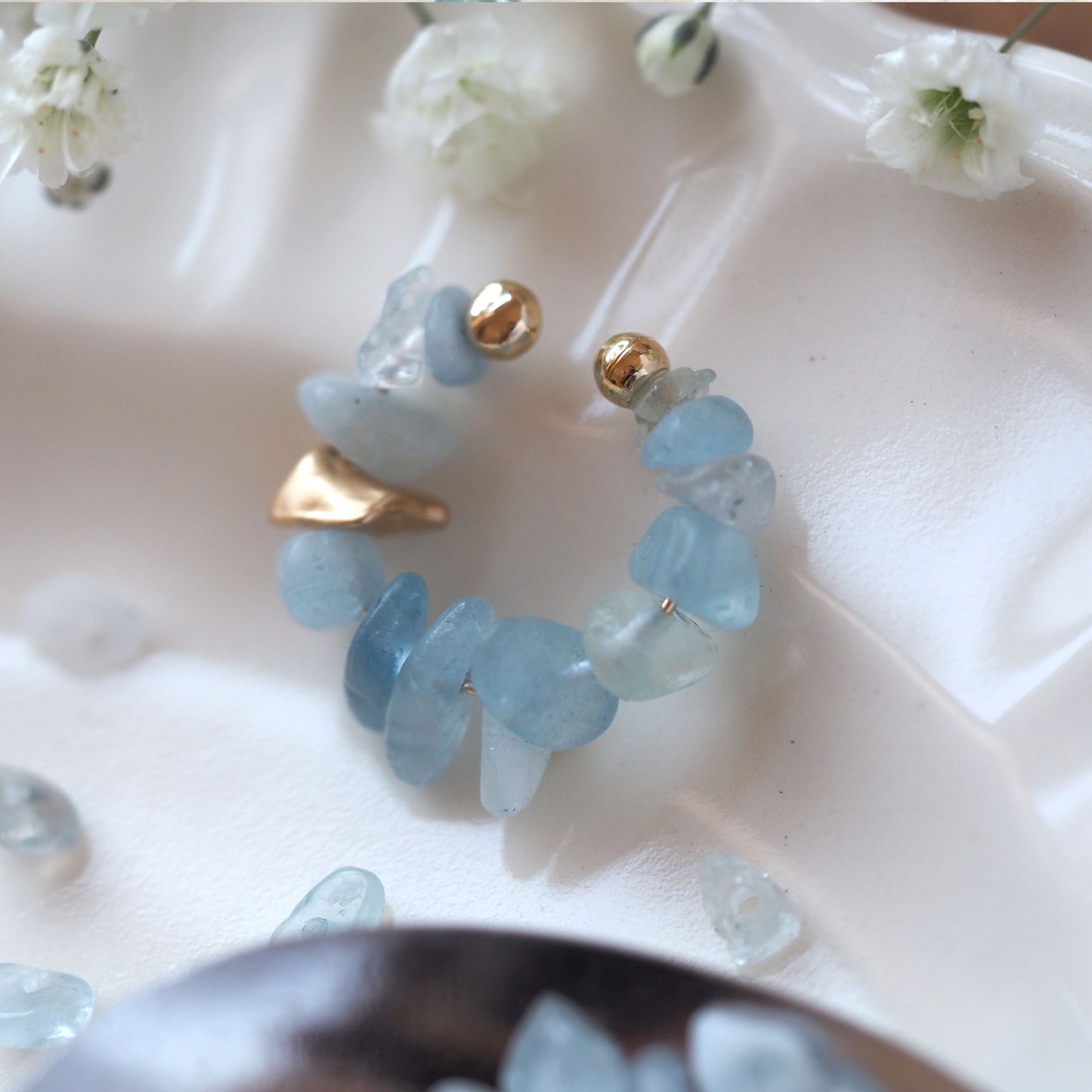 Natural stone Sazare crystal ear cuff | April birthstone