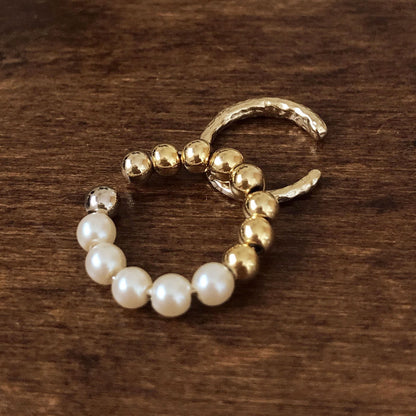 Freshwater pearl and cut bead ear cuff | June birthstone