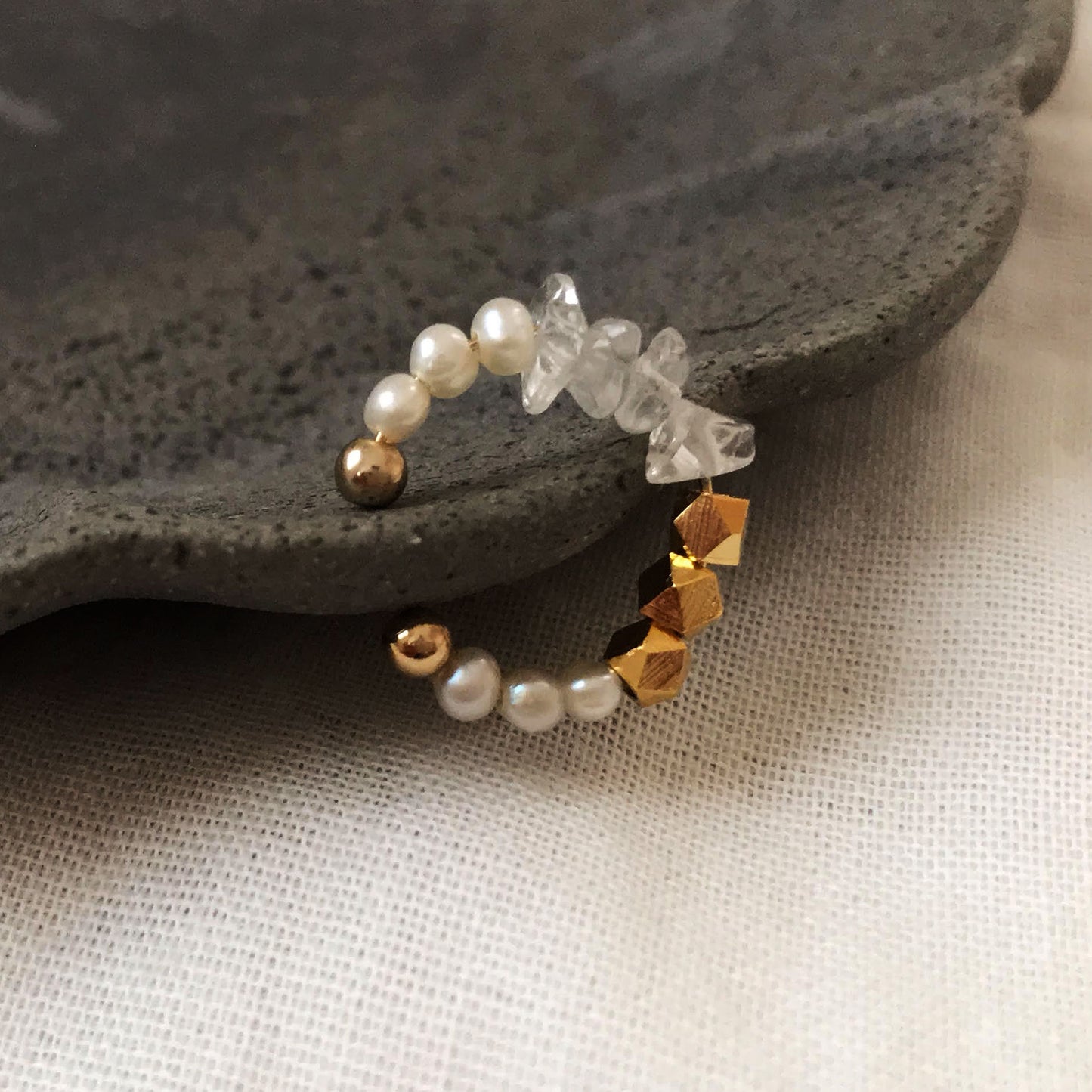 Natural stone Sazare crystal ear cuff | April birthstone