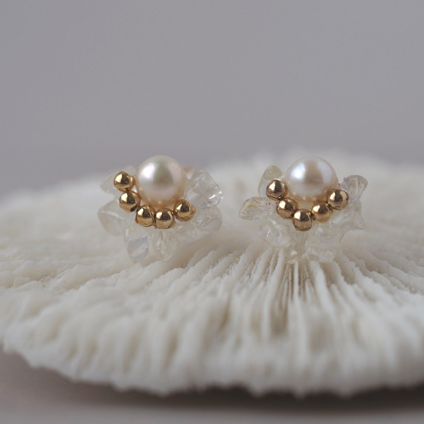 Flare｜Freshwater pearl x natural stone Sazare crystal &lt;&lt;Earrings/Earrings&gt;&gt;