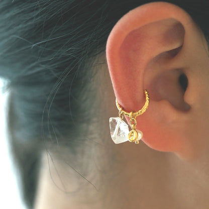 4way｜Ear cuff with raw crystal, freshwater pearl, and alphabet charm of your choice